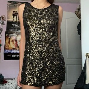 black and gold metallic dress/long top🖤